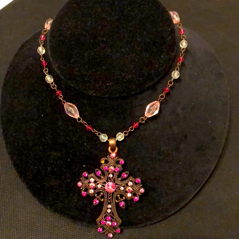 Vintage Necklace with pink stones